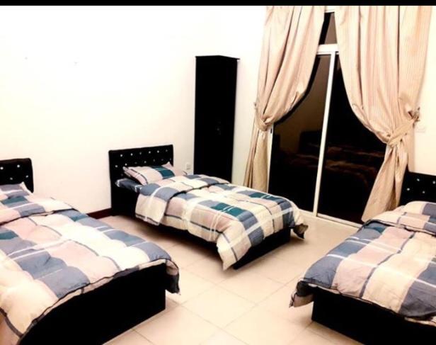 Diamond Hostel Doha Bagian luar foto